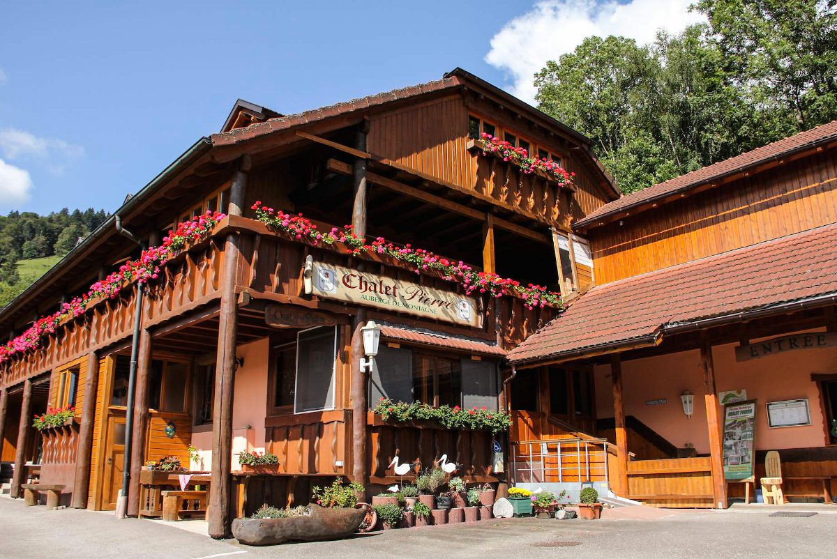 Façade Chalet Pierre