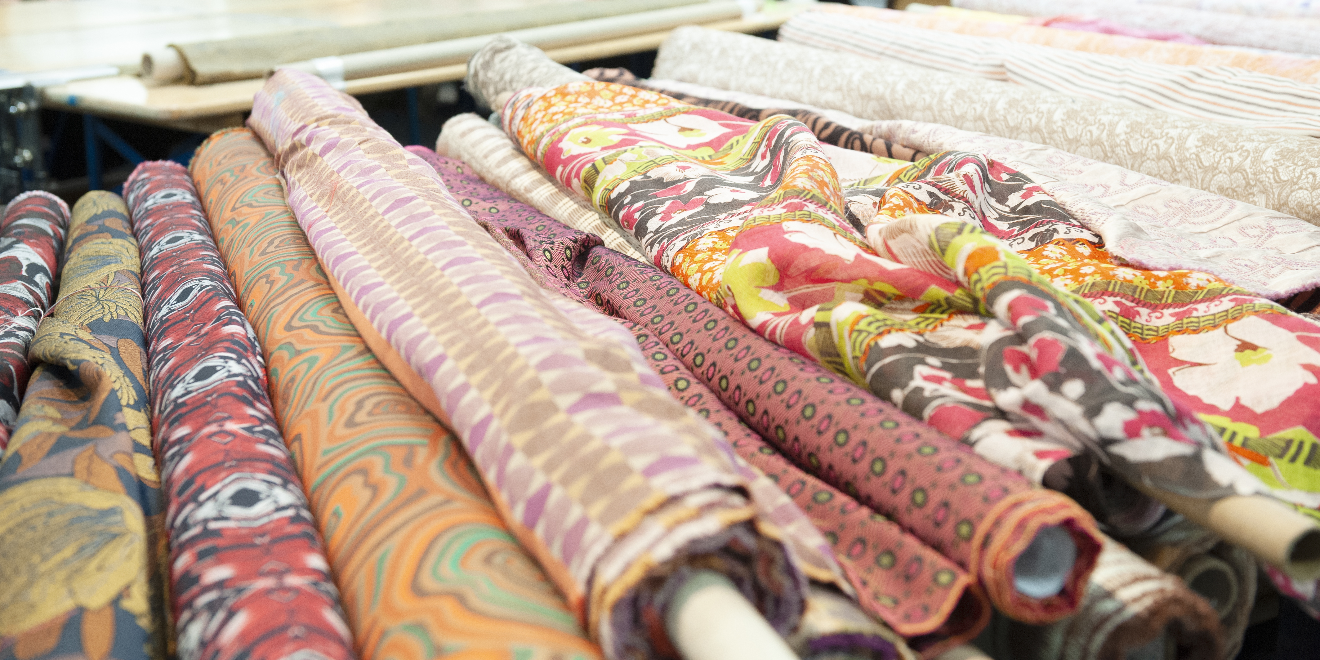 Textile - manifestation Mode et Tissus - tissus (2) Textile - manifestation Mode et Tissus - tissus (2)